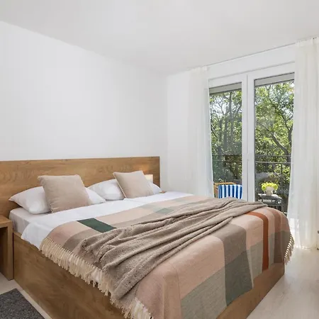 Lovely Home In Kraljevica With House Sea View