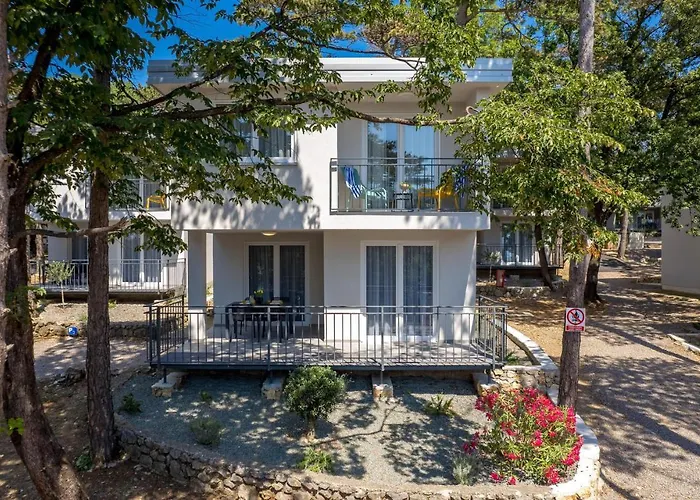 Stunning Home In Kraljevica With Wifi 펜션